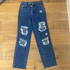 NEVER WORN PACSUN! ripped boyfriend fit!SIZE 22